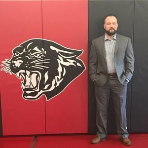 Meet your Posher, Cortney